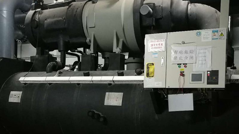 冷水机组变频与定频：能效比的奥秘与选择之道